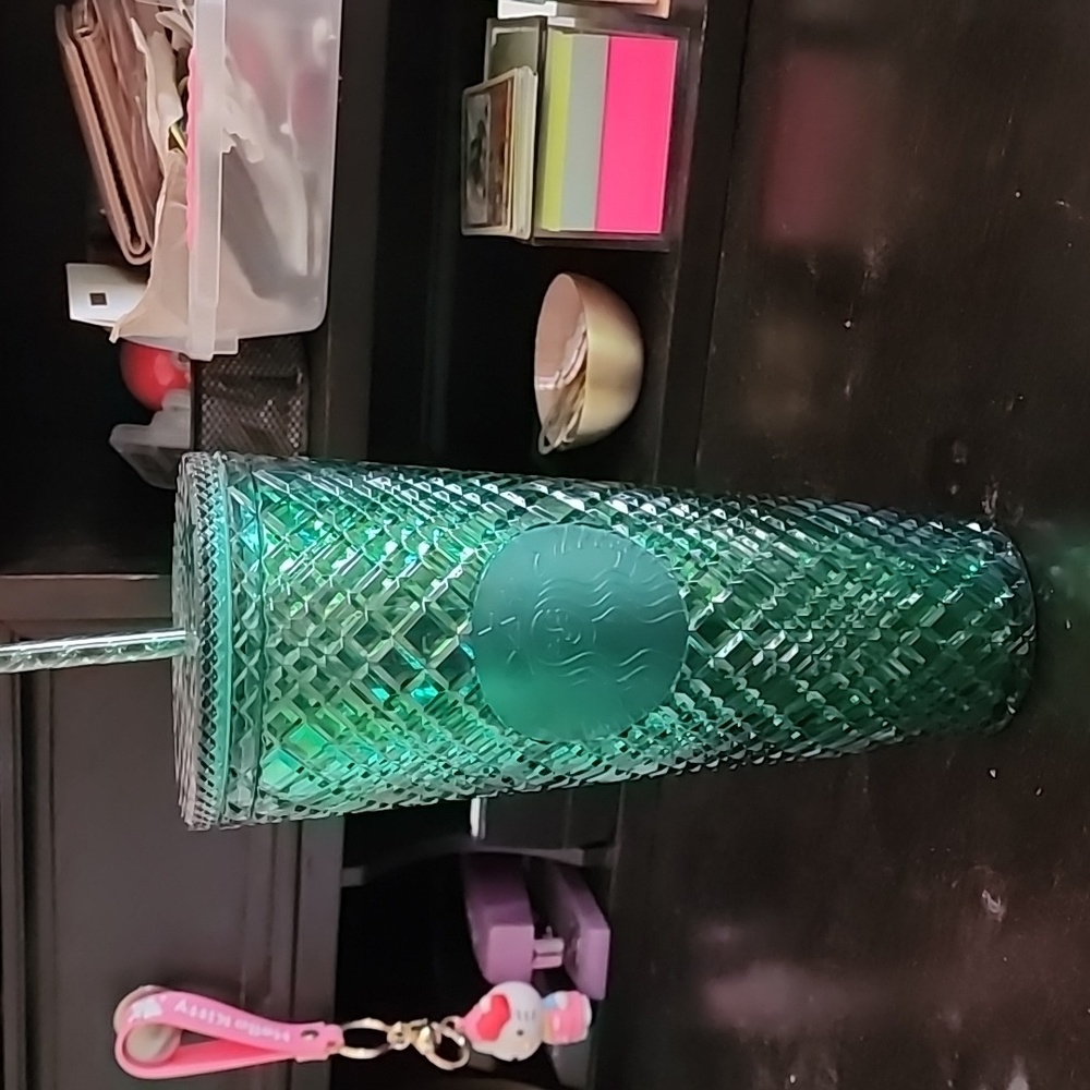 BNWT Starbucks Holiday 2021 Jeweled Emerald Green Venti Tumbler 24oz